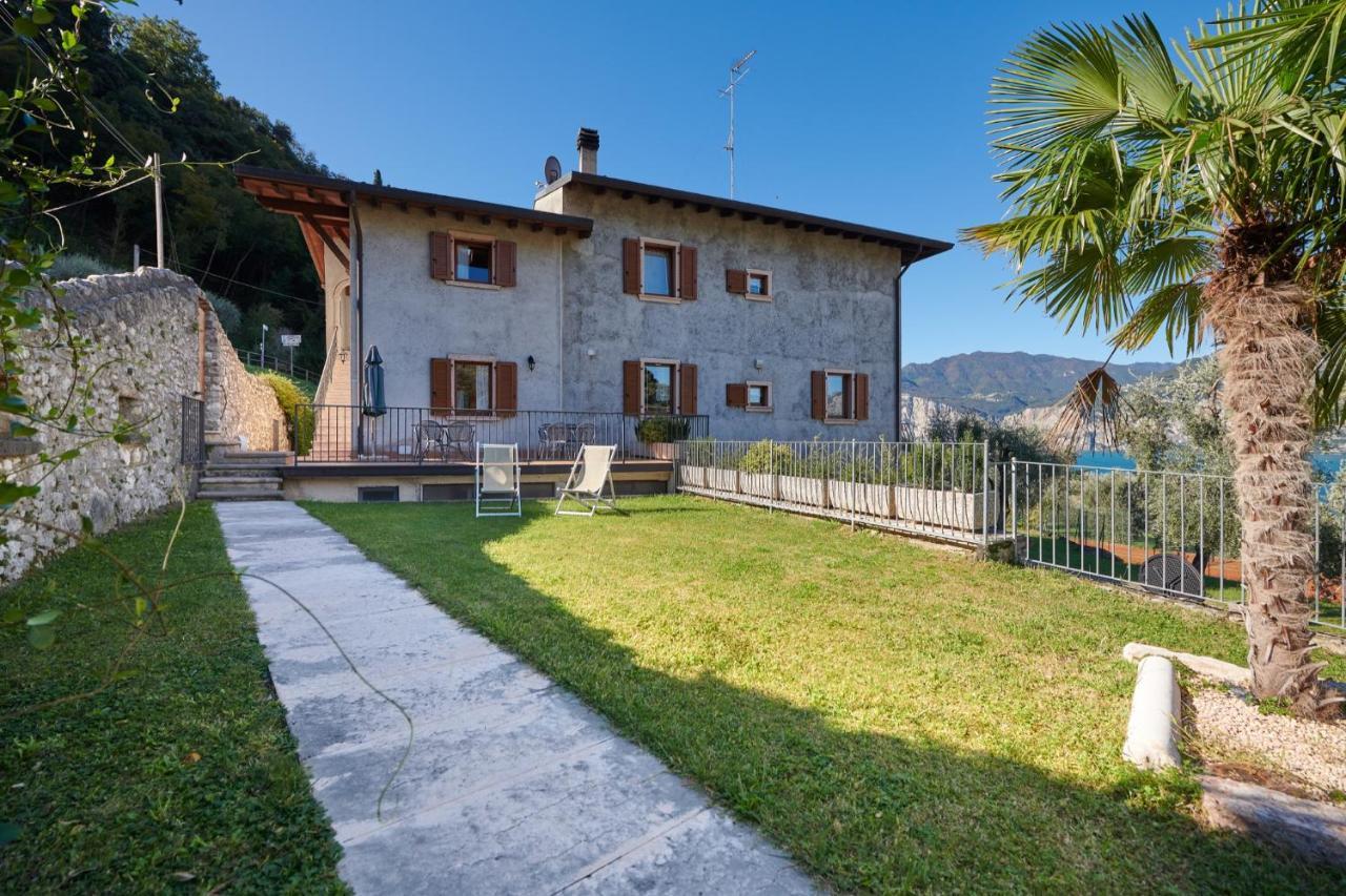 דירות מאלצ'סינה Casa Carlotta מראה חיצוני תמונה